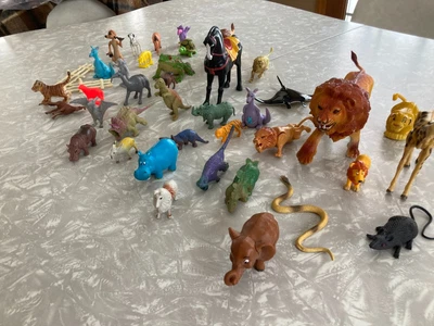 $18.99 • Buy Vintage Farm Jungle Dinosaur Toy Lot Plastic Animals Tiger Horse Lion Safari Zoo