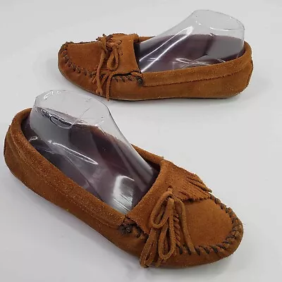 Minnetonka Moccasins Womens 8 Brown Leather Slip On Flat Comfort Shoe Fringe • $24.99