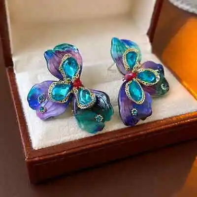 Exquisite Vintage Crystal Flower Stud Earrings Women Fresh Niche Design Earring • $6.65