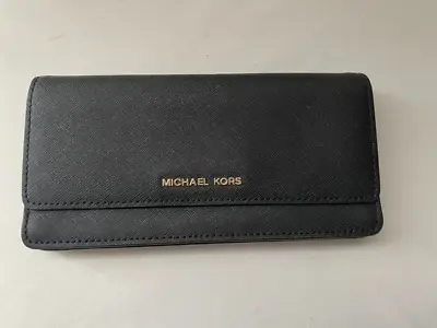 Preowned Michael Kors Black Wallet • $40