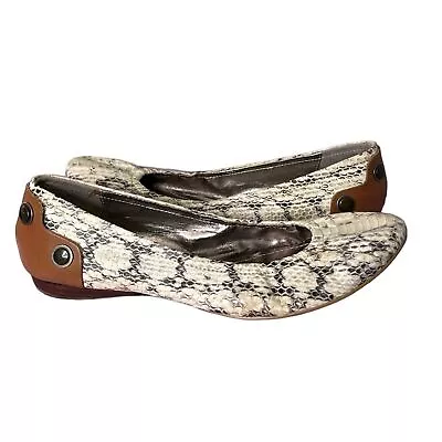 B.Makowsky Animal Print Studded Leather Flats Size 8.5 • $25