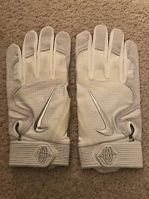 Nike Batting Gloves Xl • $40