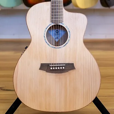 Cole Clark Studio Series Grand Auditorium Acoustic Electric Guitar (Bunya) • $1349