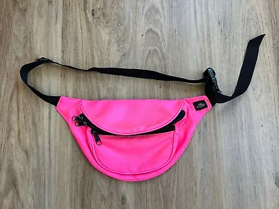 80s Neon Pink/Black Retro Fanny Pack | Waist Pack | - Le Pouch • $15