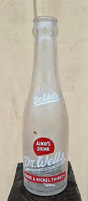 Vintage Dr Wells 7oz Soda Pop Bottle Hansen's Beverage Co Muskegon Michigan  • $199.99