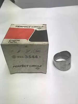 (1) Clevite Piston Pin Bushing For Mack ENDT675 T676 T673 Engine (223-3544) • $12.99