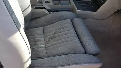 90 Mustang GT Convertible FRONT Seats Gray FORD POWER  • $599.99