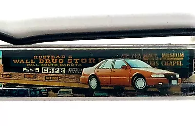 Husteads Wall Drug Store Floaty Pen Moving Car South Dakota Floating Vintage • $24.99