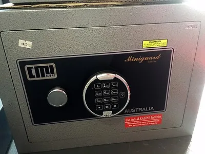 CMI MINIGUARD Digital SAFE MODEL MG3D 1 Shelfs 41kg Brisbane Inspectionswelcomed • $990