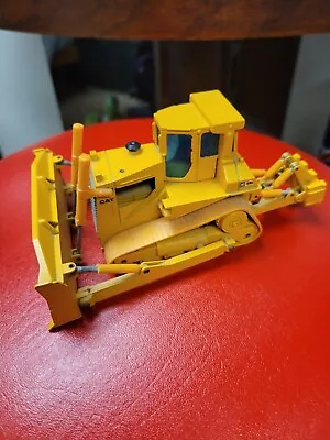 Vintage Caterpillar D8L Model With Old Logo - NZG - 1:50 Scale - West Germany • $34.99