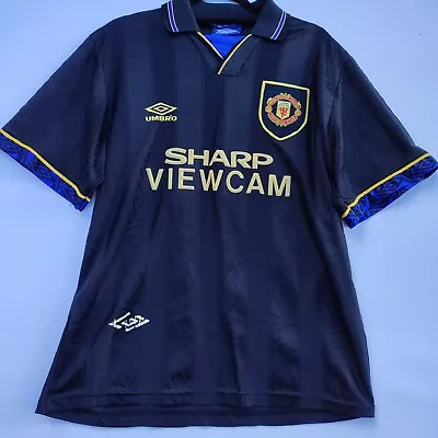 Manchester United 1993 - 1995 Umbro Away Football Shirt #7 Cantona |Men's Medium • £85