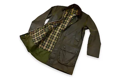 $120 • Buy Men’s Barbour Border Vintage 2 Crown Green Waxed Jacket England Classic C38/97cm