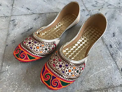 Womens Khussa Indian Mojari Pakistan Sandal Handmade Embroidery Khusa Multicolor • $27.99