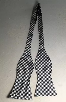 Tommy Hilfiger Mens 100% Silk Bow Tie Designer Black White FREE SHIPPING !! • $14.95
