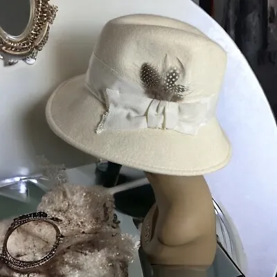 Vintage Betmar New York White/ Ivory  100% Wool Hat • $35.10