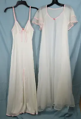 $66 • Buy VTG Val Mode Peignoir Set DBL CHIFFON ROBE Silky Nylon Nightgown IVORY W/PINK M