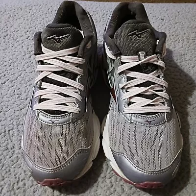 Mizuno Wave Inspire 14 Purple Running Jogging Sneakers Women's Sz 6.5 J1GD184667 • $19.99