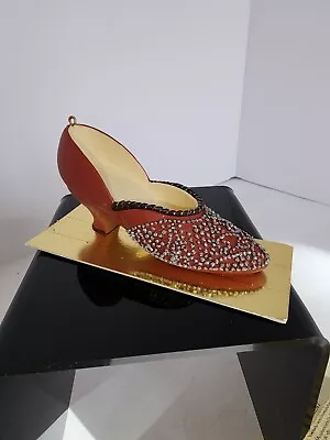 Vintage Metropolitan Museum Of Art- MMA Red Shoe Ornament  • $25