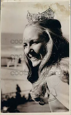 1973 Pretty Miss America Rebecca Ann King Of Iowa Crowned Press Photo • $15