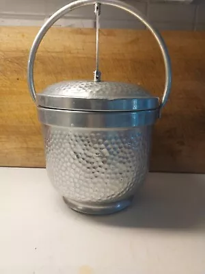 Vintage Americana 1950s Hammered Aluminum Picnic Ice Bucket With Handle • $15.99