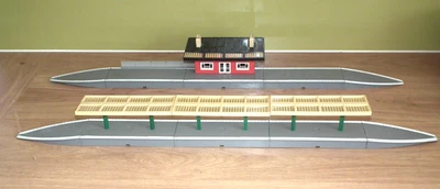 £6.50 • Buy Hornby & Tri-ang Station, Island Platform & Canopies 00 Gauge