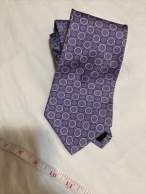 Van Heusen Men's Necktie Tie Purple 56 Inches Circles Silk 4 Inch Wide • $9.75
