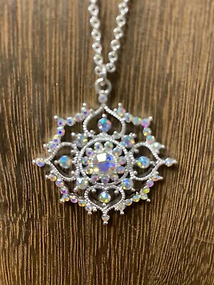 Heart Mandala AB Rhinestones Snowflake Pendant Earrings Set Silver Tone Chain • $10