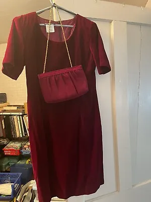 Beautiful Deep Red Velvet Dress With Matching Purse Size 6 Perfect For Holidays • $12
