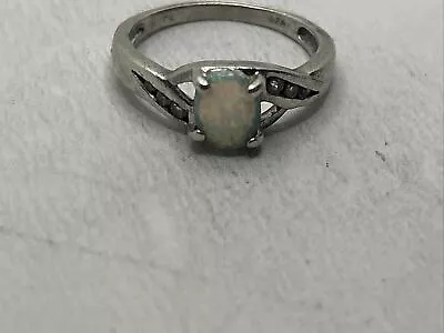 Vintage Opal Ring  Sterling Silver Gemstone Ring Size 8 925 • $27.99