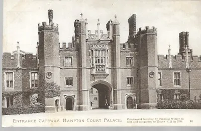 Entrance Gateway  The Hampton Court Palace  Moorland Postcard Ref 2266 • £2.25