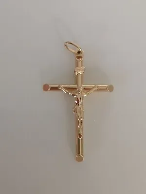 Large 9ct Gold Crucifix Cross Pendant • £129