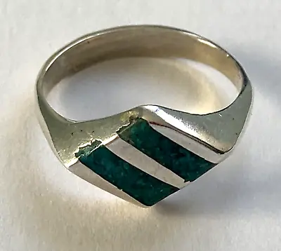 Vintage Crushed Turquoise Inlay Ring Sterling Silver Two Stripes Size 5 • $35