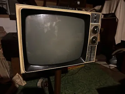 RCA Victor Vintage Television Set And Stand • $200