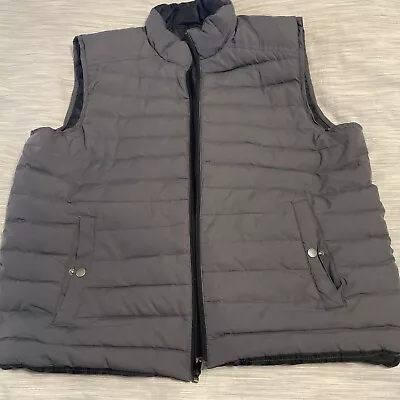 Men’s J Crew Xl Puffer Vest • $28