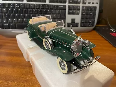 Danbury Mint 1/24 Scale 1932 Cadillac V-16 Sport Phaeton - Boxed • £47.99