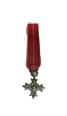 £15 • Buy MBE Mini Medal - Member Of The Order Of  British Empire Civilian Or Military New
