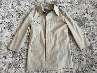 Vtg London Fog Maincoats Trench Men 38R Beige Mid Yoke Jacket Coat Nylon Lining • $39.99