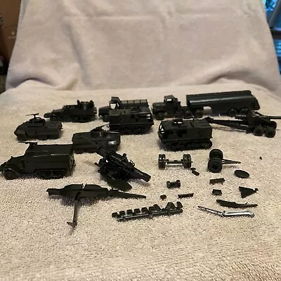 1/87 Roco Minitanks Used Lot. 8 Vehicles And 2 Guns • $33