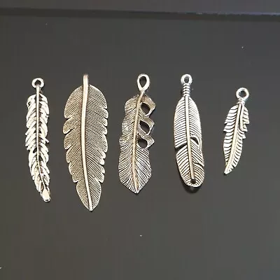 £2.81 • Buy 20 Antique Silver Mixed Feather Leaf Charms Pendants Jewellery TSC41 CLEAROUT 