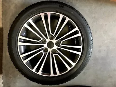 BMW 530i 18  Wheel And Tire • $375