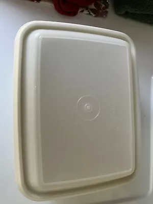 Vintage~Tupperware FreezeNSave Ice Cream Keeper Almond Container W/Lid~1254/1255 • £9.73