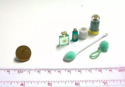 £6.24 • Buy 7407# Miniature Bath Set With Shower Gel, Brushes - Dollhouse M 1:12 - Gnip