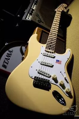 Fender Yngwie Malmsteen Stratocaster / 2017 Tracking Number • $4459.25