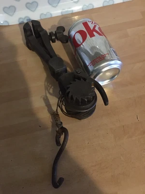£20 • Buy Old Hand Crank Bench Winch