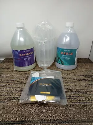 DR CRAFTY Casting And Coating Clear Epoxy Resin 1/2 Gallon Set Open Box • $34