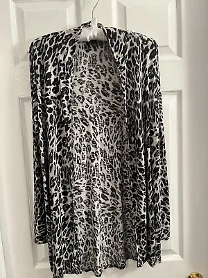 H&M Women's Open Front Cardigan - Size M - Animal Print - Tunic Length • $10