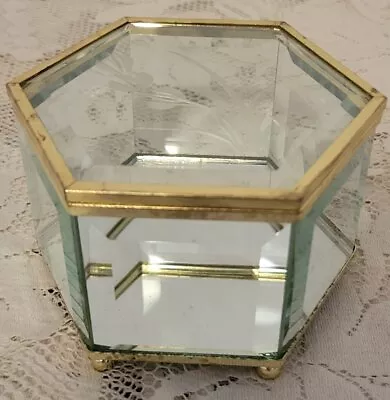 Vintage Octagon Shaped Footed Trinket Display Box With Etched Flowers • $8.40