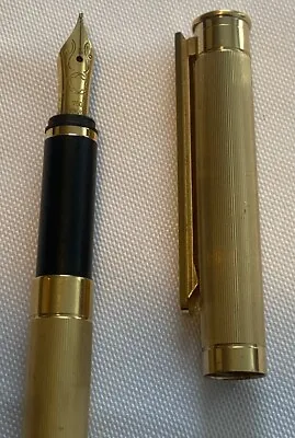 Montblanc Noblesse Gold Pinstriped Fountain Pen 18k Nib • $199.99