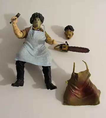 Mezco Cinema Of Fear Texas Chainsaw Massacre Leatherface Thomas Hewitt Complete • $69.11