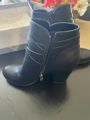 Xappeal Woman’s Monica Ankle Boots Size 8.5 Blk • $16